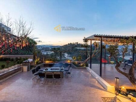 Homestay Villa Hẻm Ô Tô Nhỏ Xô Viết Nghệ Tĩnh, P7, Đà Lạt, mặt tiền ngang 21m