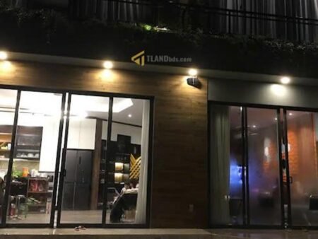 Homestay Villa Hẻm Ô Tô Nhỏ Xô Viết Nghệ Tĩnh, P7, Đà Lạt, mặt tiền ngang 21m