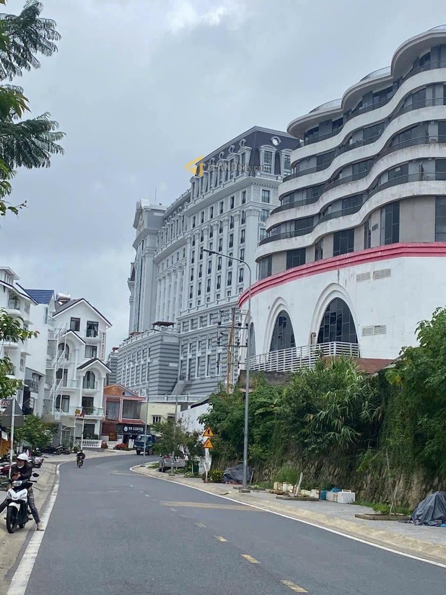 Nhà C4 hẻm ô tô lớn Phạm Hồng Thái, P10, Đà Lạt, mặt tiền rộng 6.6m Nhà C4 hẻm ô tô lớn Phạm Hồng Thái, P10, Đà Lạt, mặt tiền rộng 6.6m