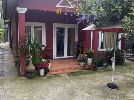 Nhà C4 hẻm ô tô nhỏ Tô Hiến Thành, P3, Đà Lạt, mặt tiền rộng 10m