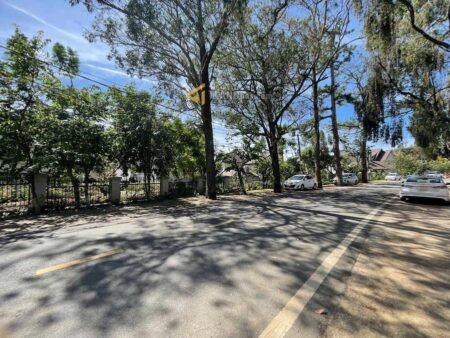 Đất Biệt Thự Hẻm Ô Tô Lớn Phó Đức Chính, P9, Đà Lạt Ngang 13m x Dài 20m