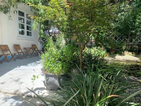 Villa Hai Mặt Tiền Đường Cô Giang, Phường 9, Đà Lạt trung tâm tiện nghi