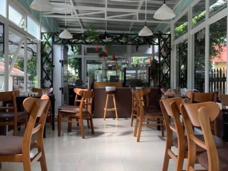 Villa Hai Mặt Tiền Đường Cô Giang, Phường 9, Đà Lạt trung tâm tiện nghi