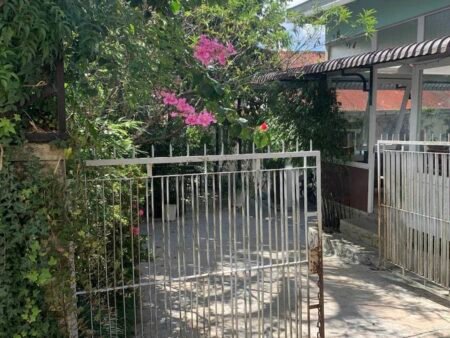 Villa Hai Mặt Tiền Đường Cô Giang, Phường 9, Đà Lạt trung tâm tiện nghi