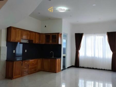 Nhà Phố Mặt Tiền KQH Nguyễn Hữu Cầu, Phường 12, Đà Lạt mặt tiền rộng 5m