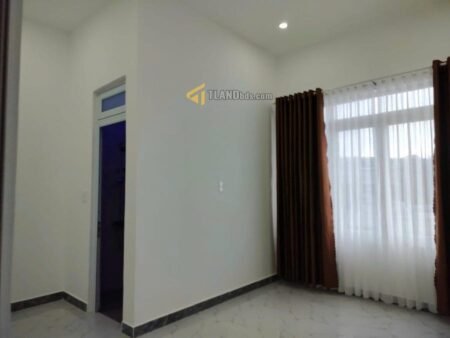 Nhà Phố Mặt Tiền KQH Nguyễn Hữu Cầu, Phường 12, Đà Lạt mặt tiền rộng 5m