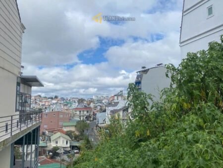 Đất mặt tiền Lương Thế Vinh, P3, Đà Lạt, đất rộng 10.7m x 18.8m