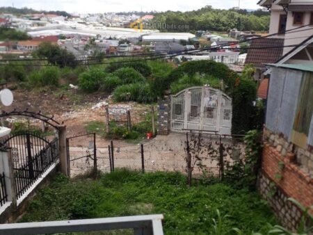 Nhà Cấp 4 Hẻm Ô Tô Nhỏ Sương Nguyệt Ánh, P9, Đà Lạt, mặt tiền rộng 4.4m