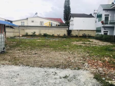 Đất Hiếm Hẻm Ô Tô Lớn Tương Phố, Phường 9, Đà Lạt ngang rộng 14m