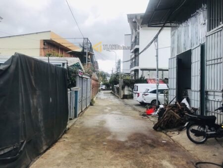 Đất Hiếm Hẻm Ô Tô Lớn Tương Phố, Phường 9, Đà Lạt ngang rộng 14m