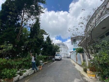 Villa 3 Tầng Hai Mặt Tiền Yên Thế, Phường 10, Đà Lạt, mặt tiền rộng 17m