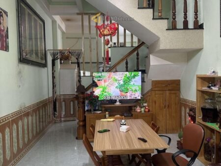 Nhà Phố 3 Tầng Hẻm Ô Tô Lớn Thái Phiên, Phường 12, Đà Lạt 3 Phòng ngủ