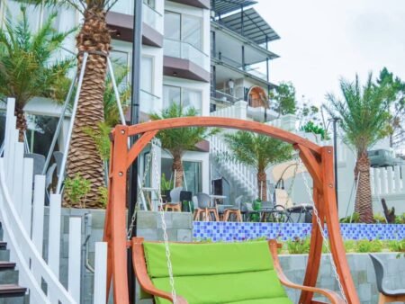 Khách Sạn 6 Tầng Hoàng Hoa Thám, Phường 10, Đà Lạt, 28 Phòng kinh doanh