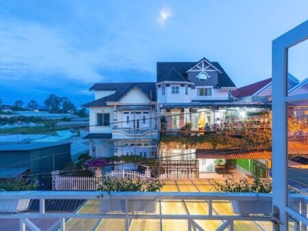 Nhà Phố Hẻm Ô Tô Lớn Lữ Gia, Phường 9, Đà Lạt, chiều ngang 6.95m