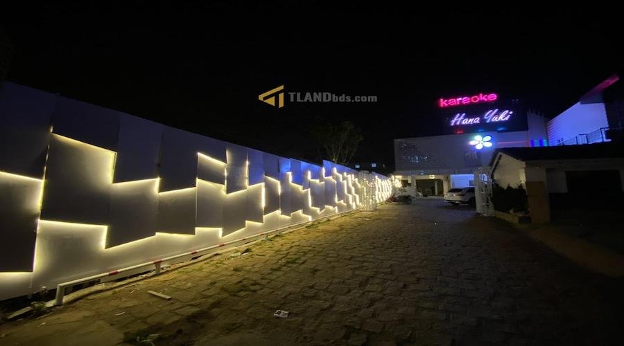 Villa 2 Tầng Hẻm Ô Tô Lớn Phan Chu Trinh, P9, Đà Lạt ngang rộng 20m Villa 2 Tầng Hẻm Ô Tô Lớn Phan Chu Trinh, P9, Đà Lạt ngang rộng 20m