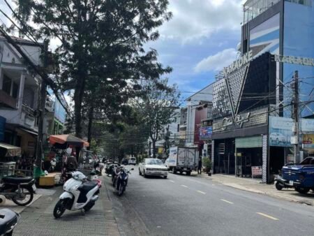 Đất Mặt Tiền Yersin, Phường 10, Đà Lạt mặt tiền rộng 10m