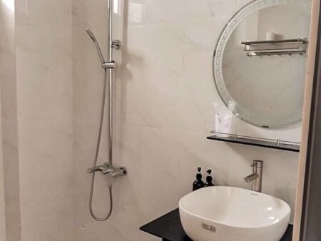 Villa 4 Tầng Hẻm Ô Tô Lớn Trịnh Hoài Đức, Phường 11, Đà Lạt 8 Phòng KD