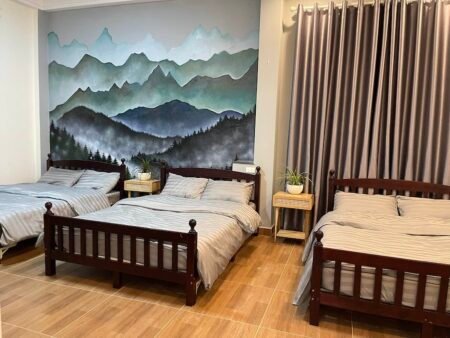 Villa 4 Tầng Hẻm Ô Tô Lớn Trịnh Hoài Đức, Phường 11, Đà Lạt 8 Phòng KD