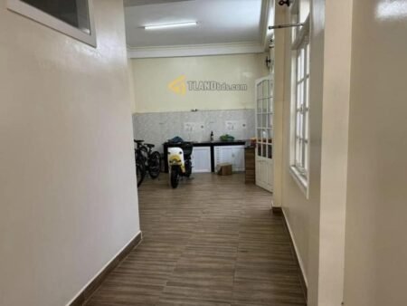 Nhà Phố 2 Tầng Hẻm Ô Tô Lớn Mai Hoa Thôn, Phường 2, Đà Lạt mặt tiền 5.3m