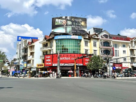 Mặt tiền mặt bằng kinh doanh ngã tư Phan Chu Trinh, Đà Lạt