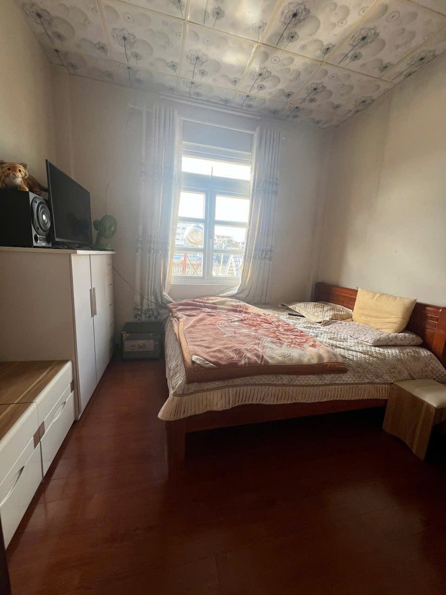 Villa 2 Tầng sân vườn Hẻm Ô Tô Lữ Gia, Phường 9, Đà Lạt mặt tiền rộng 19m Villa 2 Tầng sân vườn Hẻm Ô Tô Lữ Gia, Phường 9, Đà Lạt mặt tiền rộng 19m