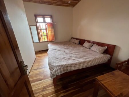 Villa 3 Tầng Sang Trọng Hẻm Ô Tô Lớn Trịnh Hoài Đức, P11, Đà Lạt chiều ngang 25m