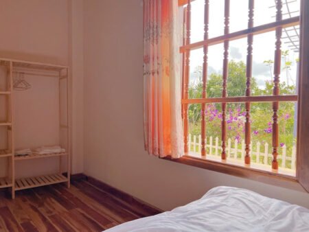 Villa 3 Tầng Sang Trọng Hẻm Ô Tô Lớn Trịnh Hoài Đức, P11, Đà Lạt chiều ngang 25m