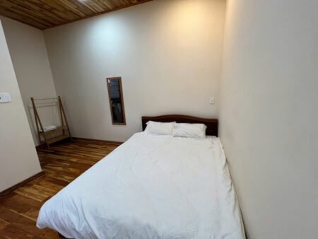 Villa 3 Tầng Sang Trọng Hẻm Ô Tô Lớn Trịnh Hoài Đức, P11, Đà Lạt chiều ngang 25m