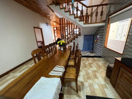 Villa 3 Tầng Sang Trọng Hẻm Ô Tô Lớn Trịnh Hoài Đức, P11, Đà Lạt chiều ngang 25m