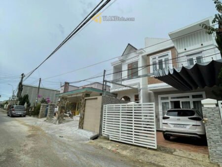 Nhà Phố 2 Tầng Hẻm Ô Tô Lớn Thái Phiên, Phường 12, Đà Lạt thổ cư 100%