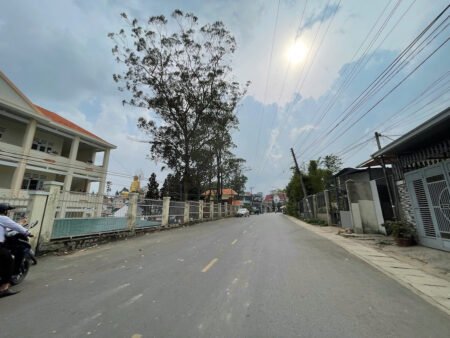 Nhà cấp 4 mặt tiền Vạn Hạnh, P8, Đà Lạt, mặt tiền rộng 14m