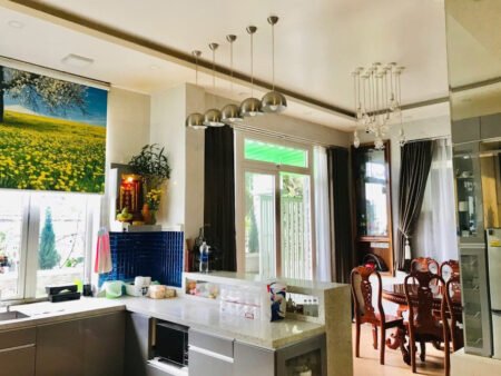 Villa 4 tầng hai mặt tiền Yên Thế, P10, Đà Lạt, 16.5m x 14.7m