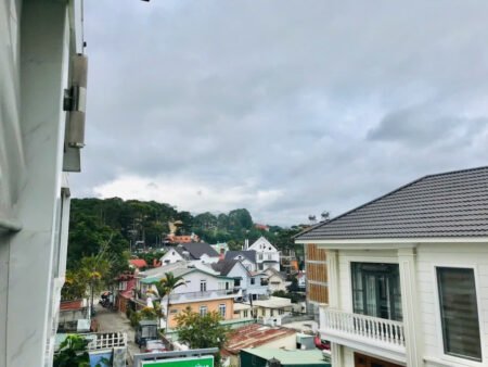 Villa 4 tầng hai mặt tiền Yên Thế, P10, Đà Lạt, 16.5m x 14.7m