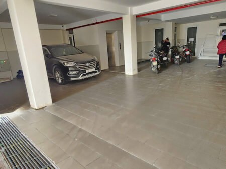 Khách sạn 4 tầng 2 mặt tiền gần Trần Phú, 12x17m, 27PKD, có hầm xe thu nhập tốt