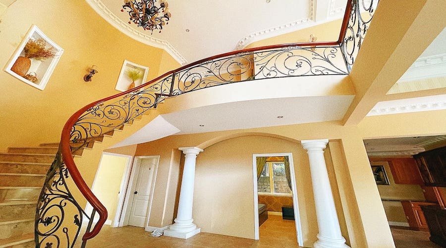 Villa 2 tầng mặt tiền Đống Đa, P3, Đà Lạt, mặt tiền rộng 13m Villa 2 tầng mặt tiền Đống Đa, P3, Đà Lạt, mặt tiền rộng 13m