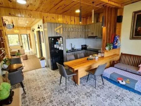 Homestay hẻm ô tô lớn Huỳnh Tấn Phát, P11, Đà Lạt, mặt tiền rộng 6m