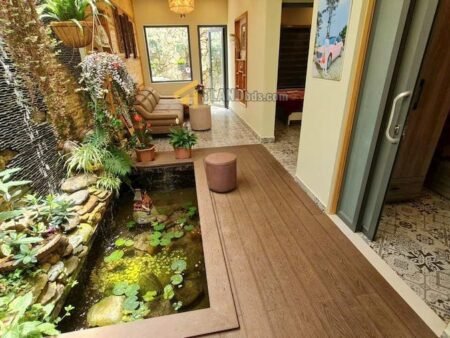 Homestay hẻm ô tô lớn Huỳnh Tấn Phát, P11, Đà Lạt, mặt tiền rộng 6m