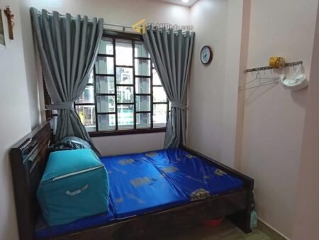 Nhà phố hẻm nhỏ Nhà Chung, P3, Đà Lạt, mặt tiền 4.03m