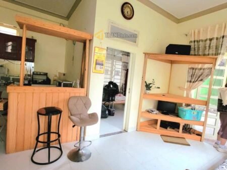 Nhà cấp 4 hẻm ô tô lớn Trại Mát, P11, Đà Lạt, mặt tiền ngang 17m