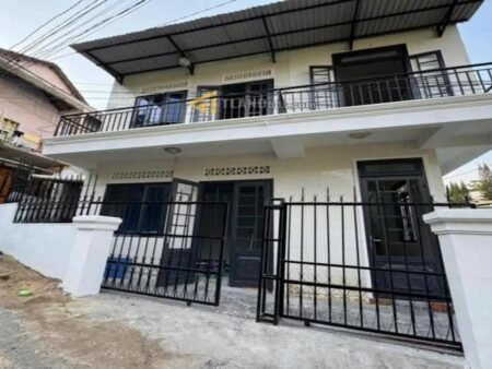 Nhà phố hẻm nhỏ Lê Hồng Phong, P4, Đà Lạt, Khuôn đất Ngang 10m