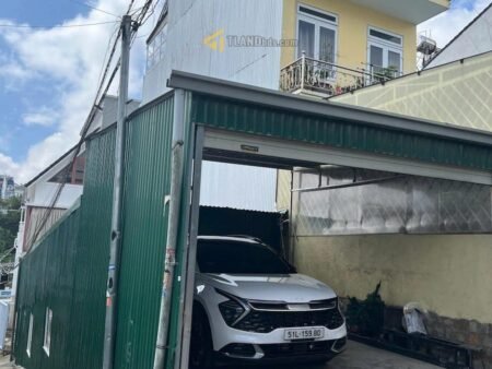 Nhà cấp 4 hẻm ô tô lớn Ngô Thì Nhậm, P4, Đà Lạt, mặt tiền ngang 4.5m