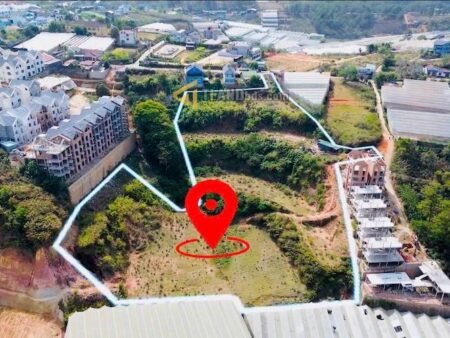 Đất hẻm oto đường Măng lin Phường 7 Đà Lạt diện tích khủng 9465m2