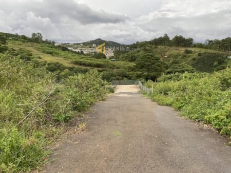 Đất hẻm ô tô lớn Măng Lin, P7, Đà Lạt, khuôn đất 13.2m x 15.1m