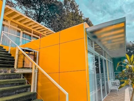 Homestay villa mặt tiền Đống Đa, P3, Đà Lạt, mặt tiền rộng 19m