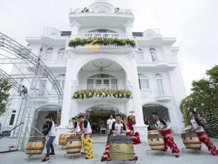 Khách sạn mặt tiền Tô Hiến Thành, P3, Đà Lạt, Mặt tiền rộng 20m 40 PKD