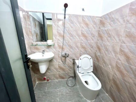Villa 4 tầng mặt tiền Nguyễn An Ninh, P6, Đà Lạt mặt tiền ngang 18.5m