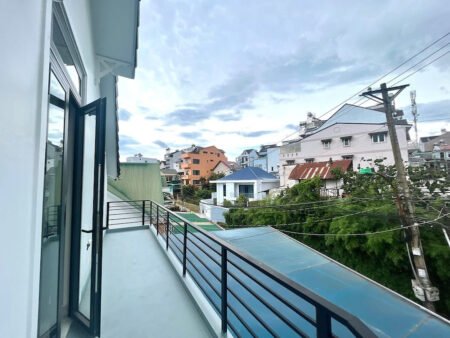 Villa 4 tầng mặt tiền Nguyễn An Ninh, P6, Đà Lạt mặt tiền ngang 18.5m