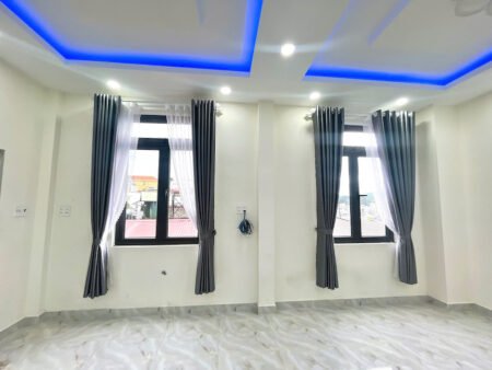 Villa 4 tầng mặt tiền Nguyễn An Ninh, P6, Đà Lạt mặt tiền ngang 18.5m