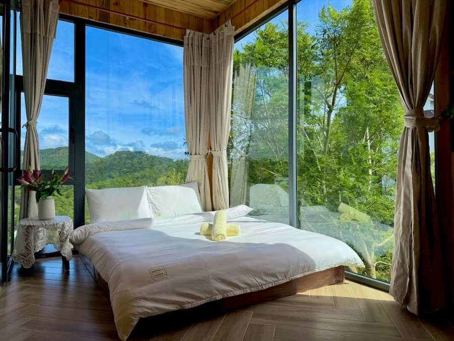 Villa Đà Lạt VIEW KÍNH & BỒN TẮM - Hoàng Hoa Thám cho nhóm 15 người