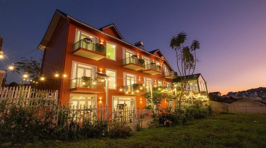 Homestay sân vườn thiết kế xinh xắn Ngô Tất Tố P Lâm Viên Đà Lạt